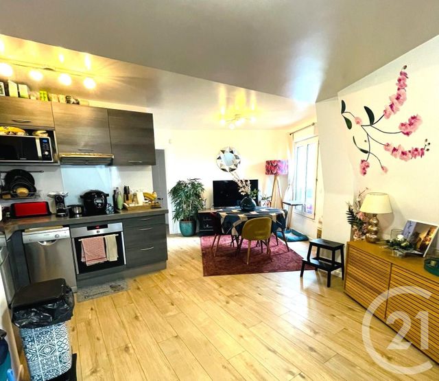 Appartement F4 à vendre - 4 pièces - 75.0 m2 - CRETEIL - 94 - ILE-DE-FRANCE - Century 21 Acv