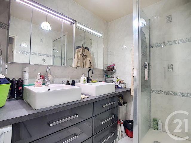 Afficher la photo en grand Appartement F3 à vendre - 3 pièces - 65.55 m2 - CRETEIL - 94 - ILE-DE-FRANCE - Century 21 Acv