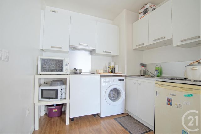 Afficher la photo en grand Appartement F2 à vendre - 2 pièces - 39.07 m2 - CRETEIL - 94 - ILE-DE-FRANCE - Century 21 Acv