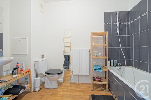Afficher la photo en grand Appartement F2 à vendre - 2 pièces - 39.07 m2 - CRETEIL - 94 - ILE-DE-FRANCE - Century 21 Acv
