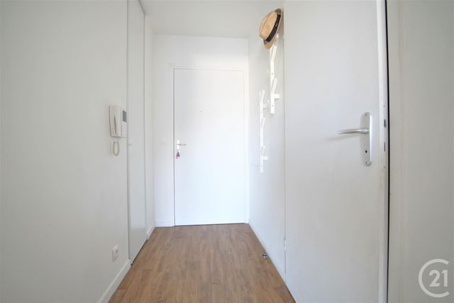 Afficher la photo en grand Appartement F2 à vendre - 2 pièces - 39.07 m2 - CRETEIL - 94 - ILE-DE-FRANCE - Century 21 Acv