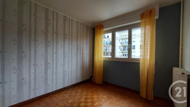 Afficher la photo en grand Appartement F3 à vendre - 3 pièces - 64.11 m2 - CRETEIL - 94 - ILE-DE-FRANCE - Century 21 Acv