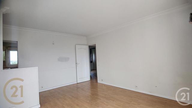 Afficher la photo en grand Appartement F3 à vendre - 3 pièces - 60.36 m2 - CRETEIL - 94 - ILE-DE-FRANCE - Century 21 Acv