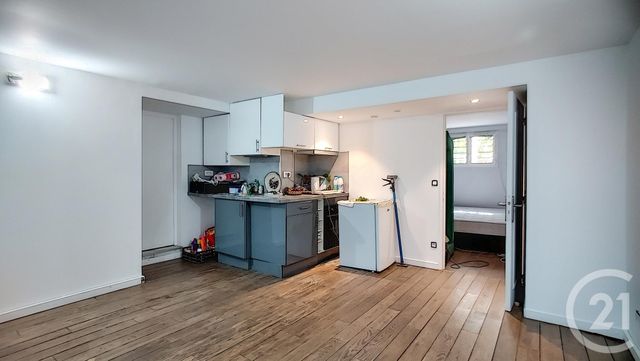 Afficher la photo en grand immeuble à vendre - 244.23 m2 - CRETEIL - 94 - ILE-DE-FRANCE - Century 21 Acv