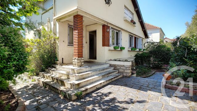 Afficher la photo en grand immeuble à vendre - 244.23 m2 - CRETEIL - 94 - ILE-DE-FRANCE - Century 21 Acv