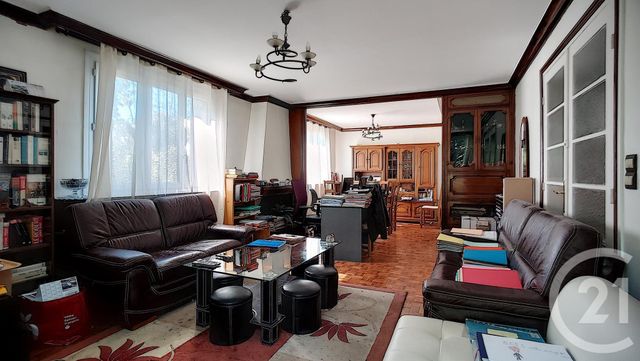 Afficher la photo en grand immeuble à vendre - 244.23 m2 - CRETEIL - 94 - ILE-DE-FRANCE - Century 21 Acv