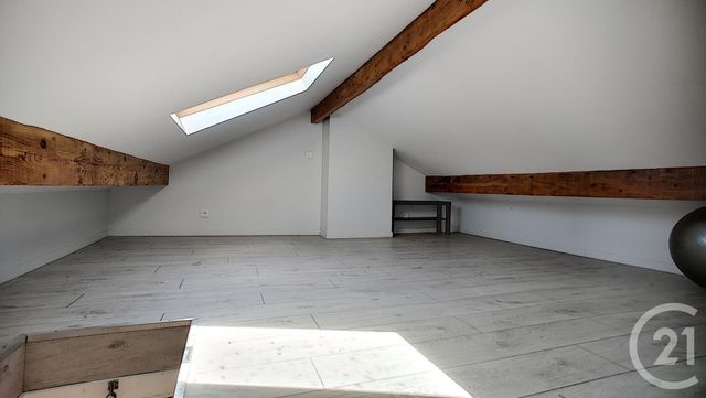 Afficher la photo en grand immeuble à vendre - 244.23 m2 - CRETEIL - 94 - ILE-DE-FRANCE - Century 21 Acv