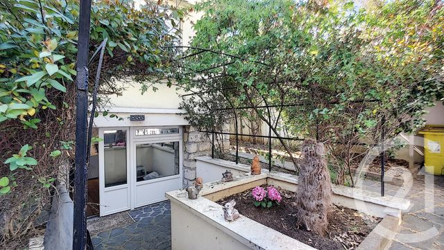 Afficher la photo en grand immeuble à vendre - 244.23 m2 - CRETEIL - 94 - ILE-DE-FRANCE - Century 21 Acv