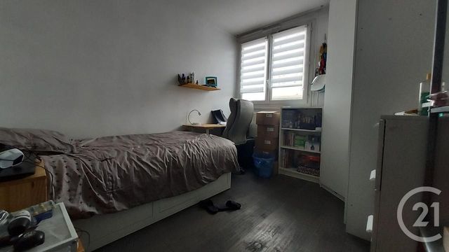 Afficher la photo en grand Appartement F4 à vendre - 4 pièces - 77.2 m2 - CRETEIL - 94 - ILE-DE-FRANCE - Century 21 Acv