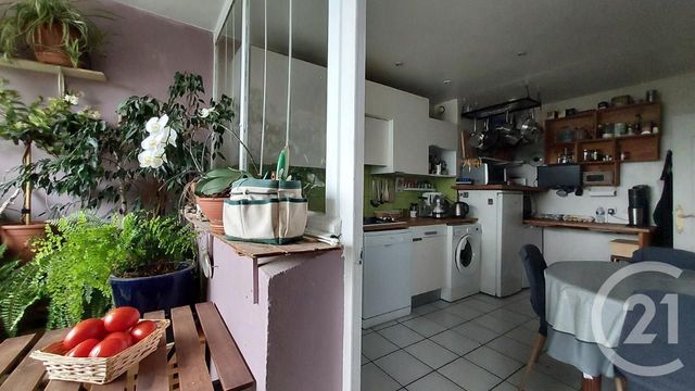 Afficher la photo en grand Appartement F4 à vendre - 4 pièces - 77.2 m2 - CRETEIL - 94 - ILE-DE-FRANCE - Century 21 Acv
