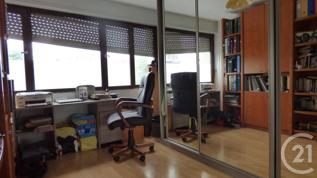 Afficher la photo en grand Appartement F5 à vendre - 5 pièces - 100.74 m2 - CRETEIL - 94 - ILE-DE-FRANCE - Century 21 Acv
