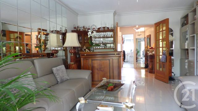 Afficher la photo en grand Appartement F5 à vendre - 5 pièces - 100.74 m2 - CRETEIL - 94 - ILE-DE-FRANCE - Century 21 Acv