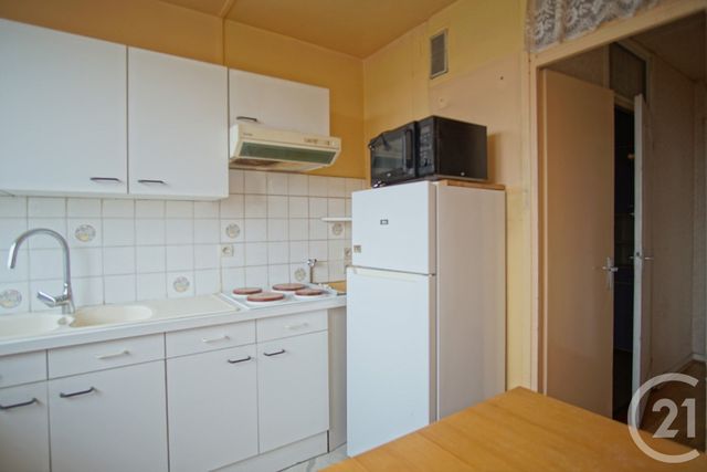 Appartement F2 à vendre - 2 pièces - 40.12 m2 - CRETEIL - 94 - ILE-DE-FRANCE - Century 21 Acv