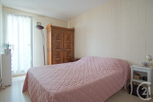 Appartement F4 à vendre - 4 pièces - 76.26 m2 - BONNEUIL SUR MARNE - 94 - ILE-DE-FRANCE - Century 21 Acv