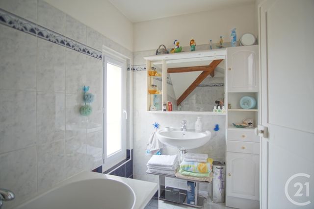 maison à vendre - 6 pièces - 133.0 m2 - CRETEIL - 94 - ILE-DE-FRANCE - Century 21 Acv