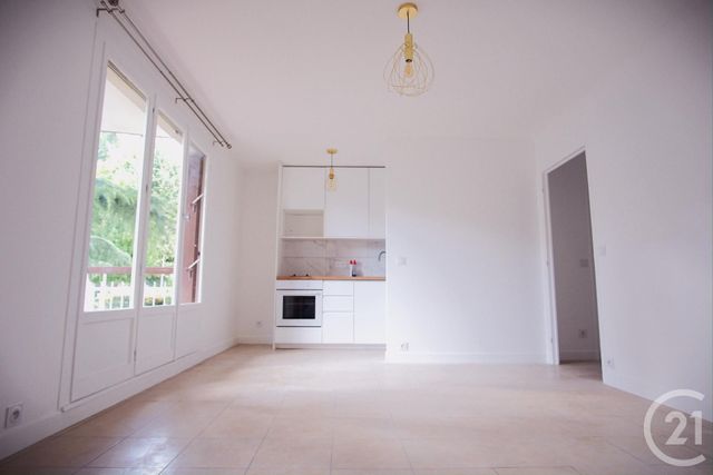 Afficher la photo en grand Appartement Local à vendre - 1 pièce - 23.86 m2 - CRETEIL - 94 - ILE-DE-FRANCE - Century 21 Acv