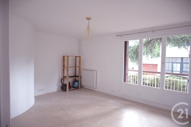 Afficher la photo en grand Appartement Local à vendre - 1 pièce - 23.86 m2 - CRETEIL - 94 - ILE-DE-FRANCE - Century 21 Acv