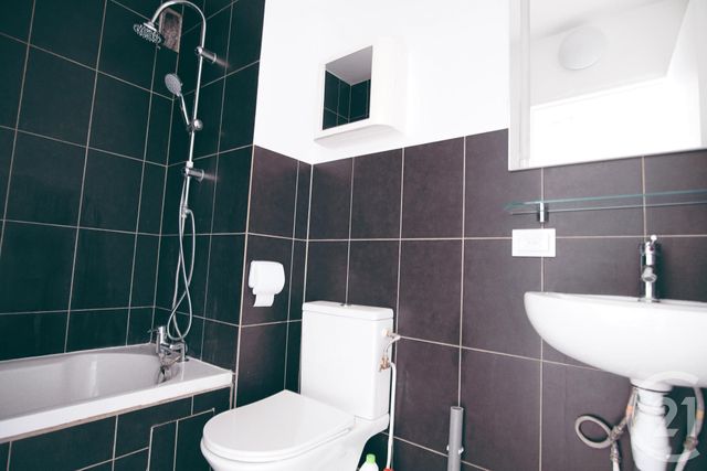 Afficher la photo en grand Appartement Local à vendre - 1 pièce - 23.86 m2 - CRETEIL - 94 - ILE-DE-FRANCE - Century 21 Acv