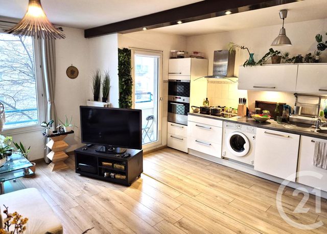 Appartement F2 à vendre - 2 pièces - 48.39 m2 - CRETEIL - 94 - ILE-DE-FRANCE - Century 21 Acv