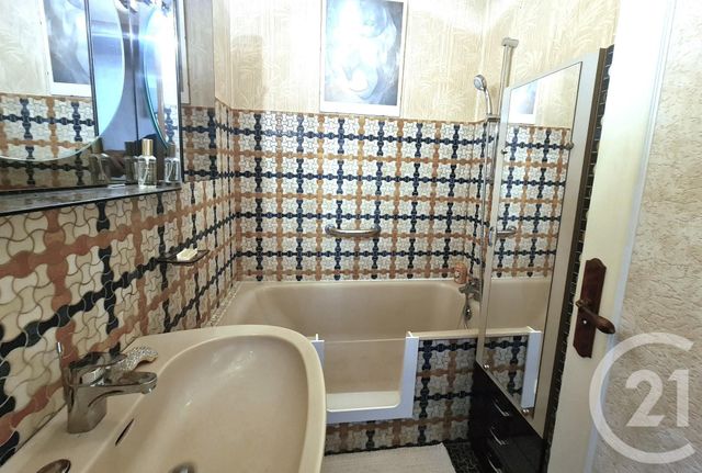 Appartement F4 à vendre - 4 pièces - 67.0 m2 - CRETEIL - 94 - ILE-DE-FRANCE - Century 21 Acv