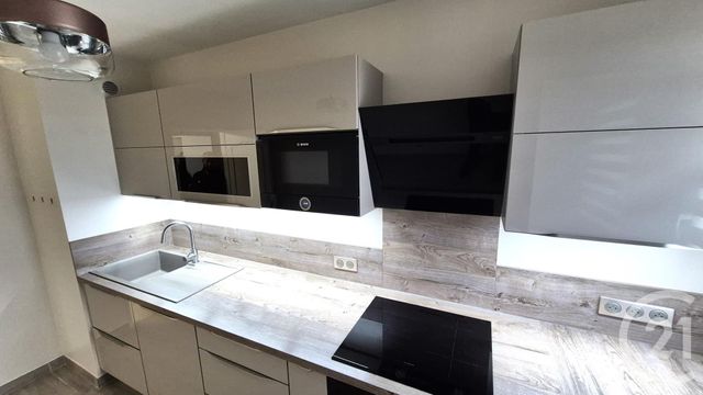 Appartement F3 à vendre - 3 pièces - 67.0 m2 - CRETEIL - 94 - ILE-DE-FRANCE - Century 21 Acv